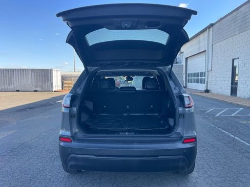Used 2023 Jeep Cherokee Altitude Lux w/ Lux Elite Package AWD/4WD image 12