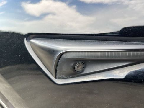 Used 2022 Tesla Model 3 RWD image 3