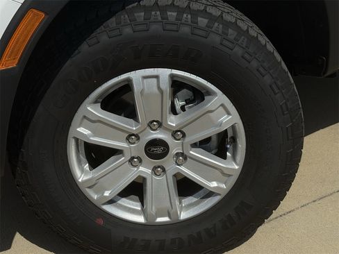 New 2025 Ford Ranger XL image 29