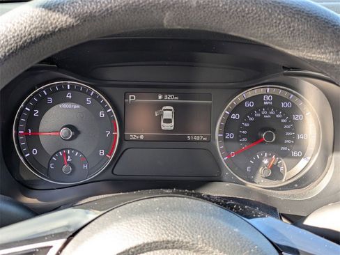 Used 2024 Kia Forte LXS image 18