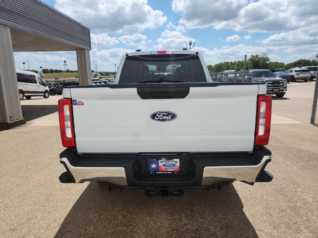 New 2027 Ford F250 XLT w/ FX4 Off-Road Package AWD/4WD image 7