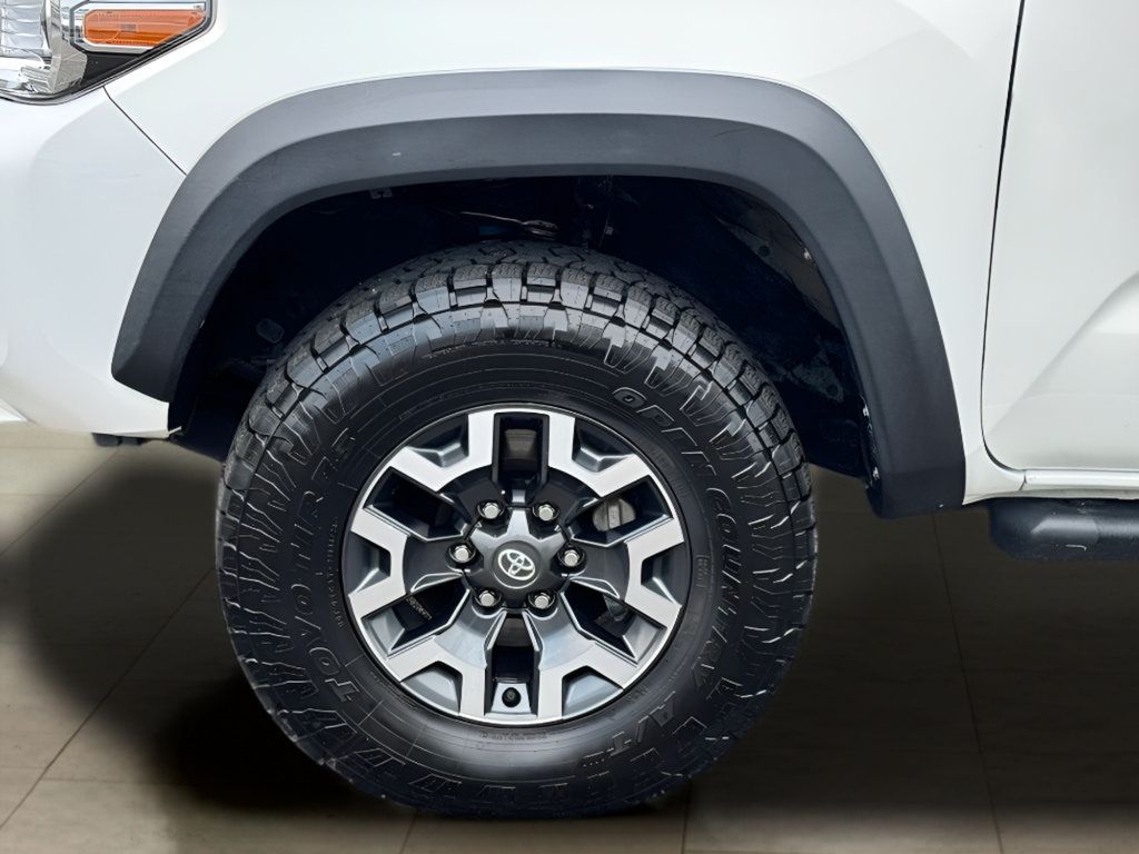 Used 2022 Toyota Tacoma TRD Off-Road w/ Technology Package AWD/4WD image 33