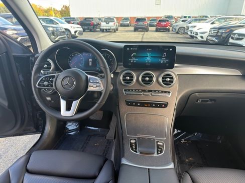 Certified 2022 Mercedes-Benz GLC 300 4MATIC w/ Premium Package Lite image 15
