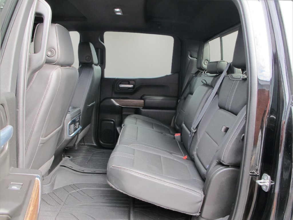 Certified 2021 Chevrolet Silverado 1500 High Country w/ Technology Package AWD/4WD image 23