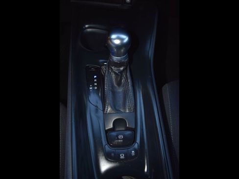 Used 2018 Toyota C-HR XLE image 13