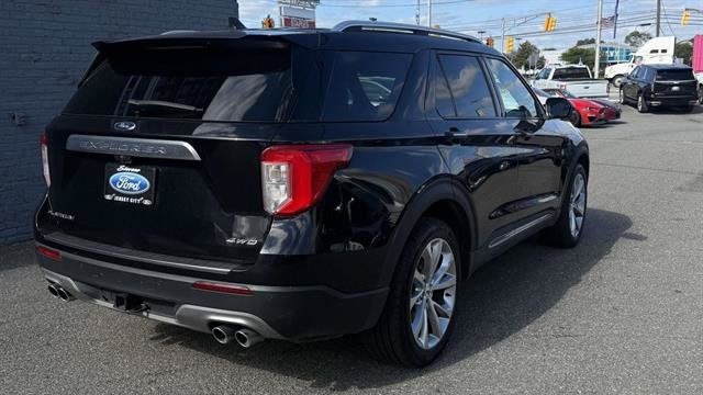 Certified 2022 Ford Explorer Platinum w/ Equipment Group 601A AWD/4WD image 4