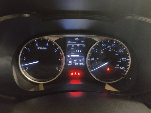 Used 2024 Nissan Versa S w/ Trunk Package FWD image 23