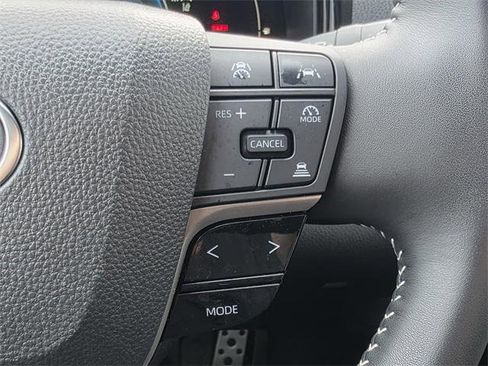 Certified 2025 Toyota Camry SE image 24