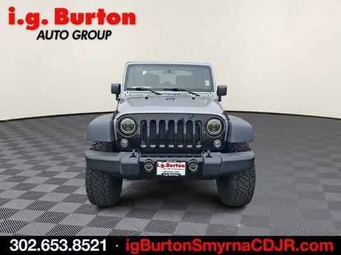 Used 2015 Jeep Wrangler Sport AWD/4WD image 2