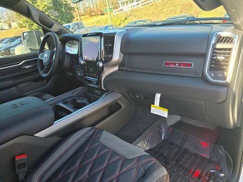 New 2026 RAM 1500 Big Horn AWD/4WD image 31