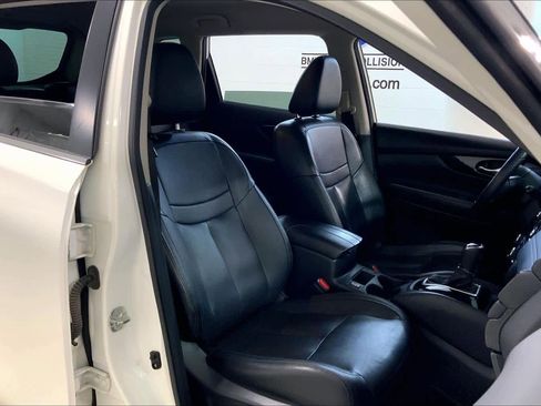 Used 2019 Nissan Rogue SL image 8