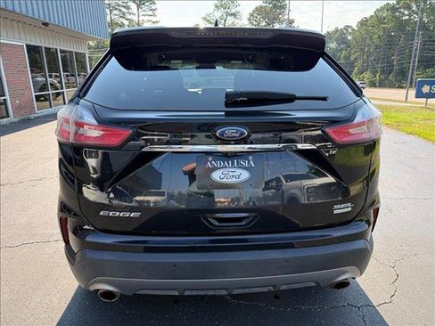 Used 2020 Ford Edge SEL w/ Convenience Package FWD image 3