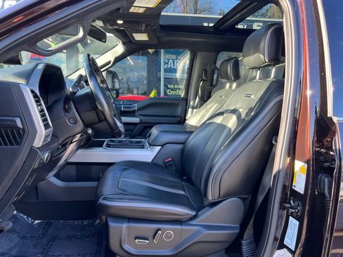 Used 2019 Ford F350 Platinum w/ Platinum Ultimate Package image 25