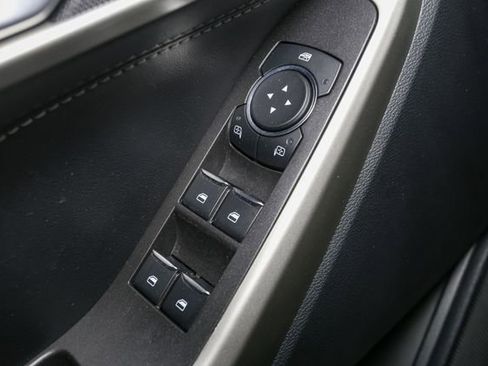 Used 2023 Ford Explorer XLT w/ Equipment Group 202A image 37