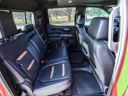 Used 2021 GMC Sierra 1500 AT4 w/ AT4 Value Package AWD/4WD image 44