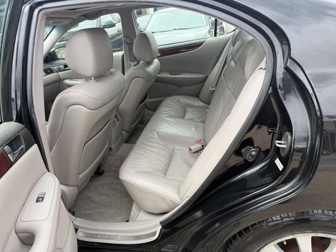 Used 2003 Lexus ES 330 FWD image 12
