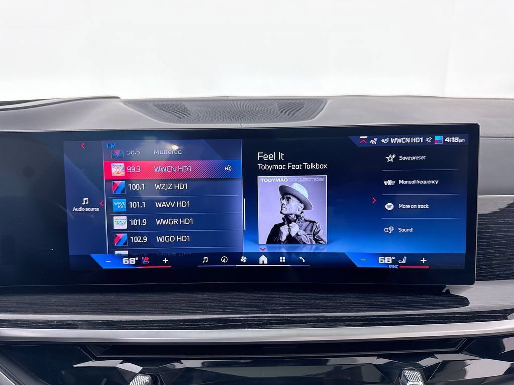 Used 2025 BMW X5 M60i AWD/4WD image 16