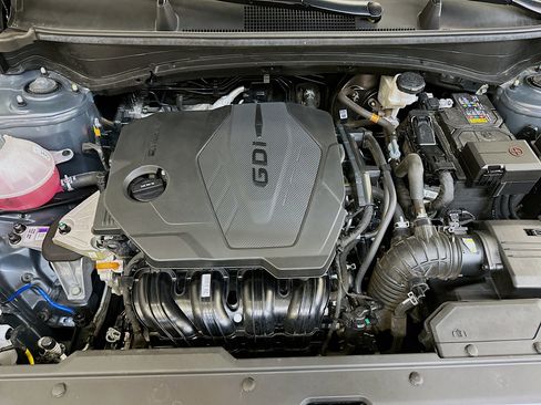 Used 2025 Kia Sportage LX image 33