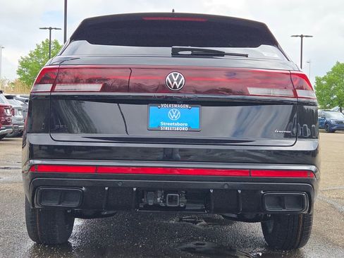 New 2026 Volkswagen Atlas Cross Sport SEL R-Line AWD/4WD image 4
