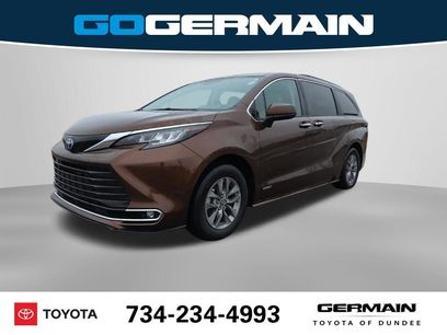 Used 2021 Toyota Sienna XLE w/ XLE Plus Package