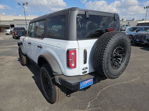 New 2026 Ford Bronco Badlands AWD/4WD image 9