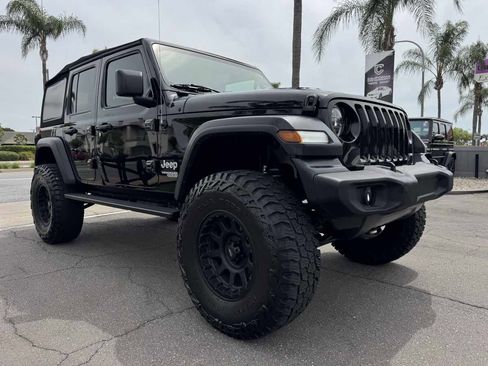 Used 2020 Jeep Wrangler Unlimited Sport S image 9
