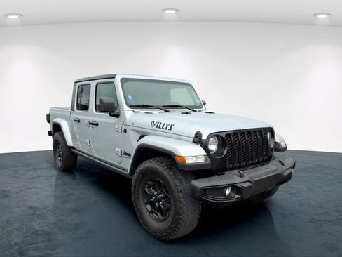 Used 2022 Jeep Gladiator Sport AWD/4WD image 15