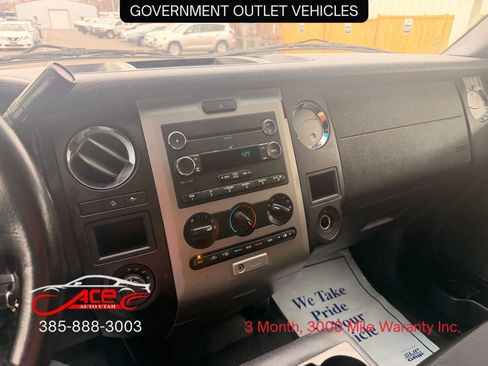 Used 2017 Ford Expedition XL image 13