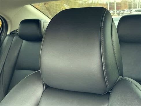 Used 2021 MAZDA MAZDA3 s image 25