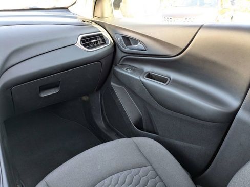 Used 2020 Chevrolet Equinox LT image 20