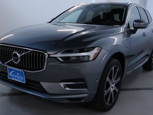 Used 2019 Volvo XC60 T8 Inscription w/ Advanced Package AWD/4WD image 3