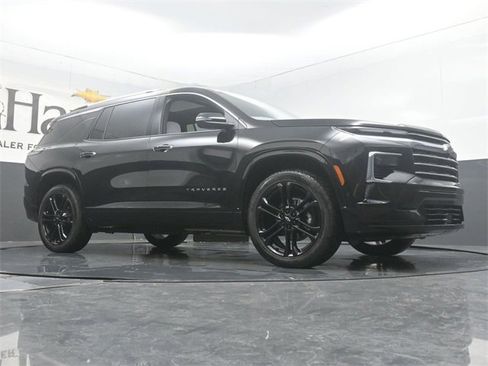 New 2025 Chevrolet Traverse High Country w/ LPO, Floor Liner Package image 2