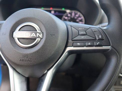 Certified 2025 Nissan Sentra SV FWD image 19