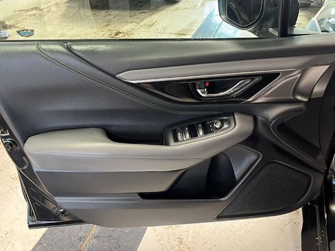 Used 2023 Subaru Outback Onyx Edition image 10