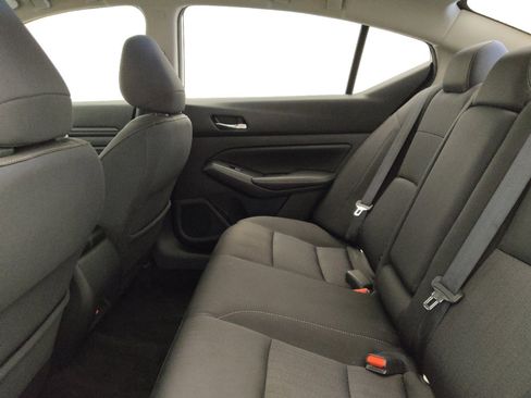 Used 2019 Nissan Altima 2.5 S image 18