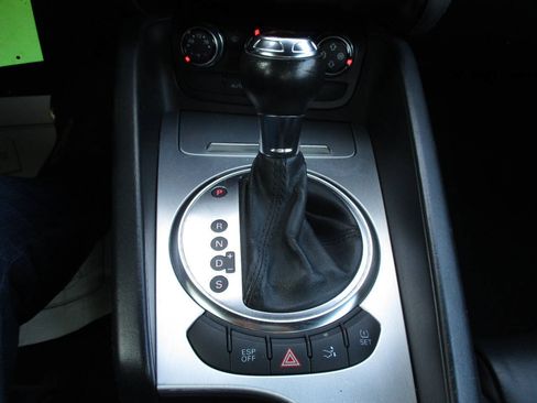 Used 2009 Audi TT 3.2 Prestige AWD/4WD image 26
