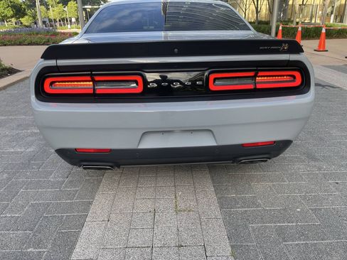 Used 2021 Dodge Challenger R/T Scat Pack RWD image 9