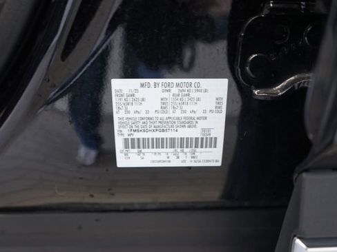 Used 2023 Ford Explorer XLT w/ Equipment Group 202A image 28