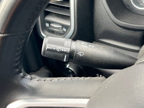 Used 2024 RAM 3500 Big Horn image 36