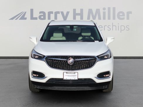 Used 2019 Buick Enclave Essence image 9