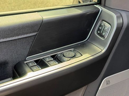 Used 2025 Ford F150 Lariat image 28