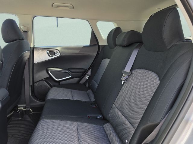 Used 2025 Kia Soul LX FWD image 26