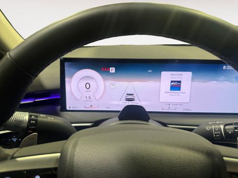 Used 2026 Genesis GV70 2.5T Select AWD/4WD image 23