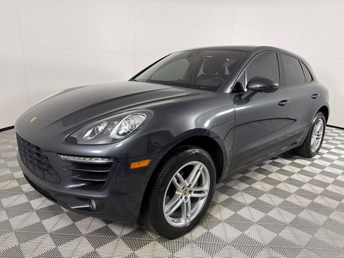Used 2018 Porsche Macan image 10