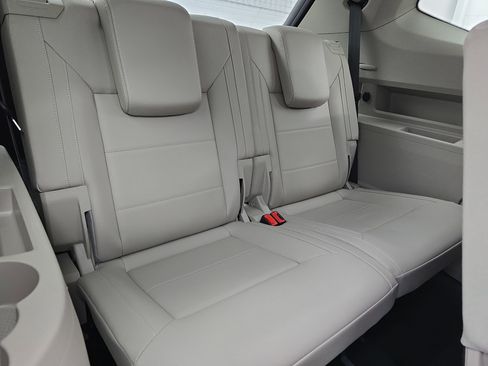 Used 2022 Volkswagen Atlas SE image 12