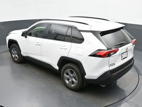Used 2025 Toyota RAV4 XLE AWD/4WD image 22
