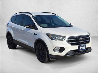 Used 2017 Ford Escape Titanium FWD video 2