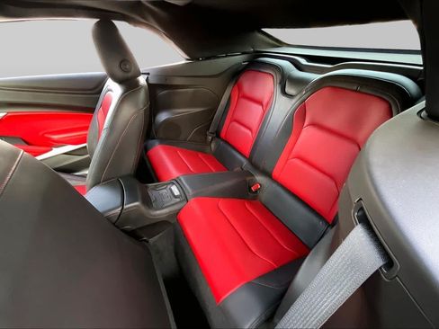Used 2018 Chevrolet Camaro SS RWD image 20