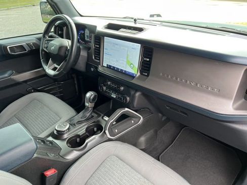 Used 2022 Ford Bronco Outer Banks image 37