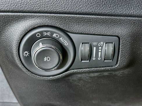 Used 2020 Jeep Compass Limited AWD/4WD image 17
